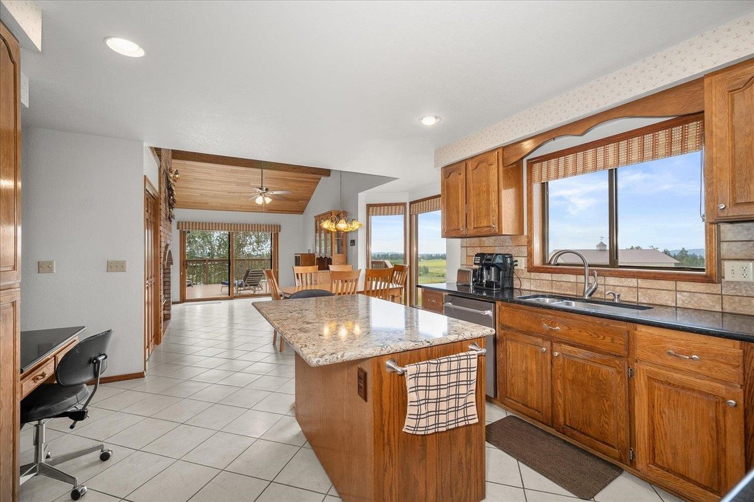 House in Spokane, Washington, United States 5 - 18329055