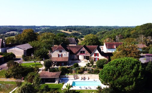 Villa in Thenon, Nouvelle-Aquitaine, France 1