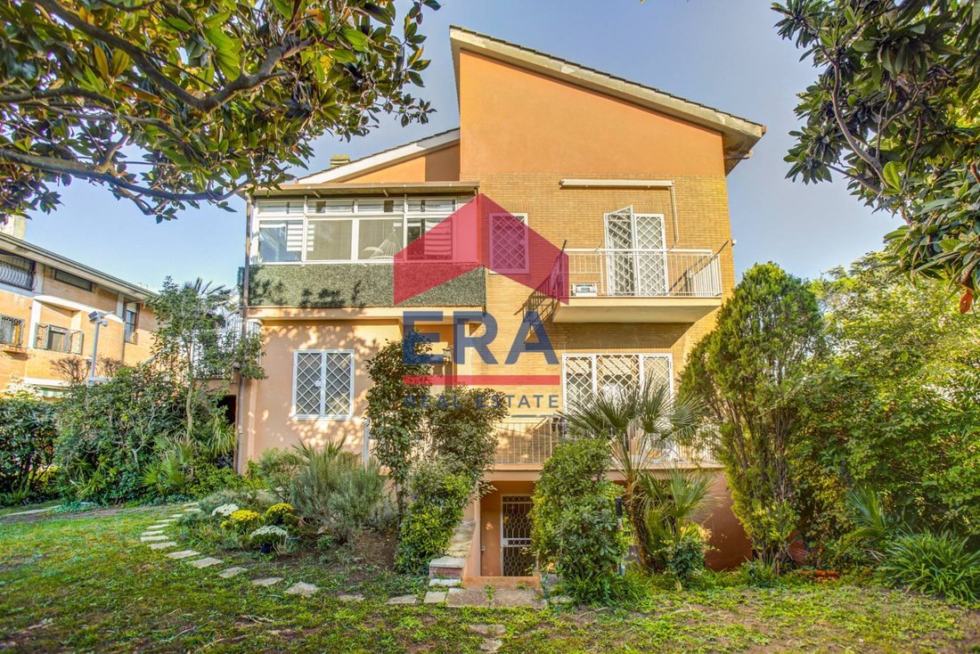 Villa in Infernetto, Rome, Lazio 5 - 18332118