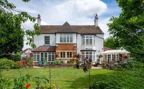 House in Sedgeberrow, England 1