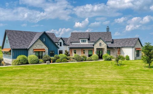 House in Weatherford, Texas, United States 1