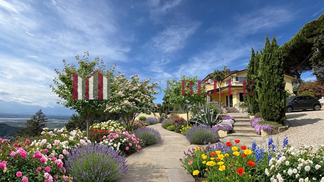 Villa in Massarosa, Tuscany, Italy 1 - 18330709