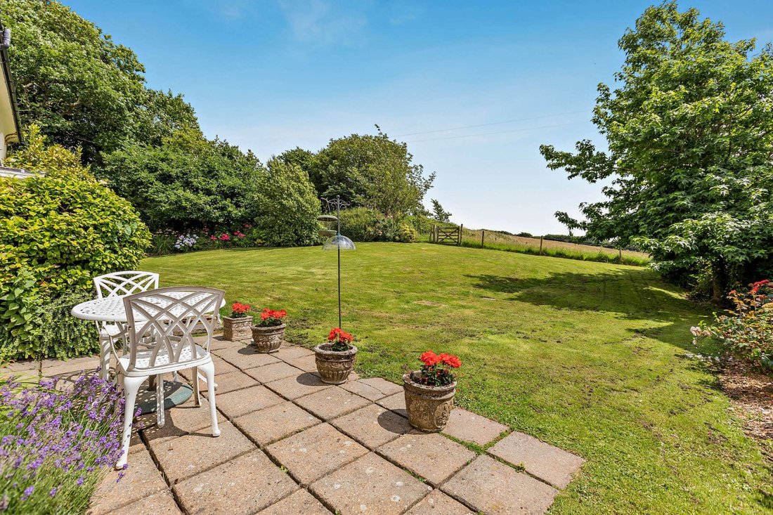 House in Devon, England 2 - 18327054