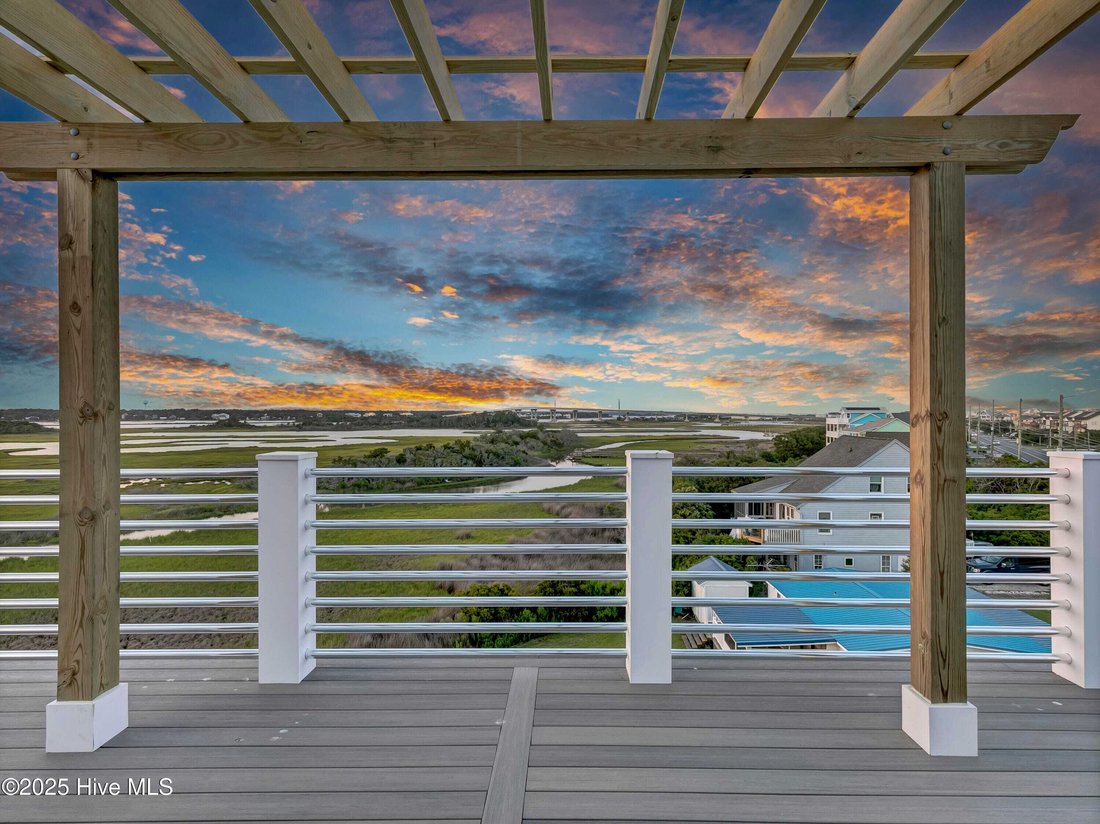 House in Surf City, North Carolina, United States 4 - 17831391