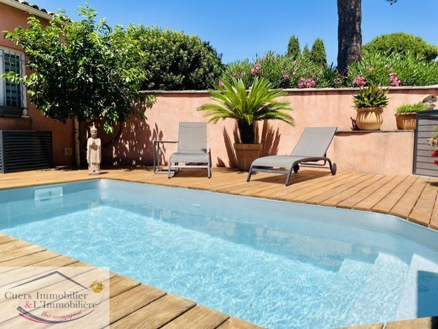 Villa in Hyeres, Provence-Alpes-Côte d'Azur, France 4 - 18327852