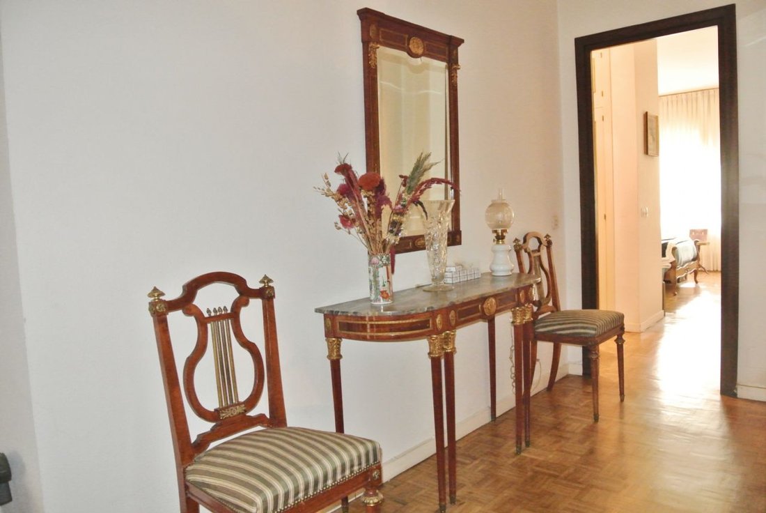 Apartment in Fuencarral-El Pardo, Madrid, Spain 2 - 18330215