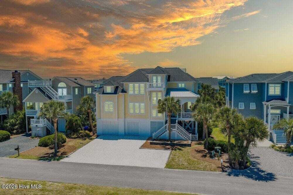 House in Ocean Isle Beach, North Carolina, United States 2 - 18161503