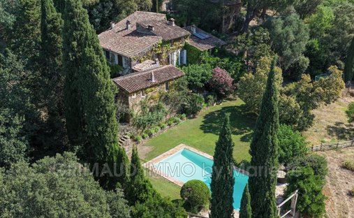 Villa à La Garde-Freinet, Provence-Alpes-Côte d'Azur, France 1