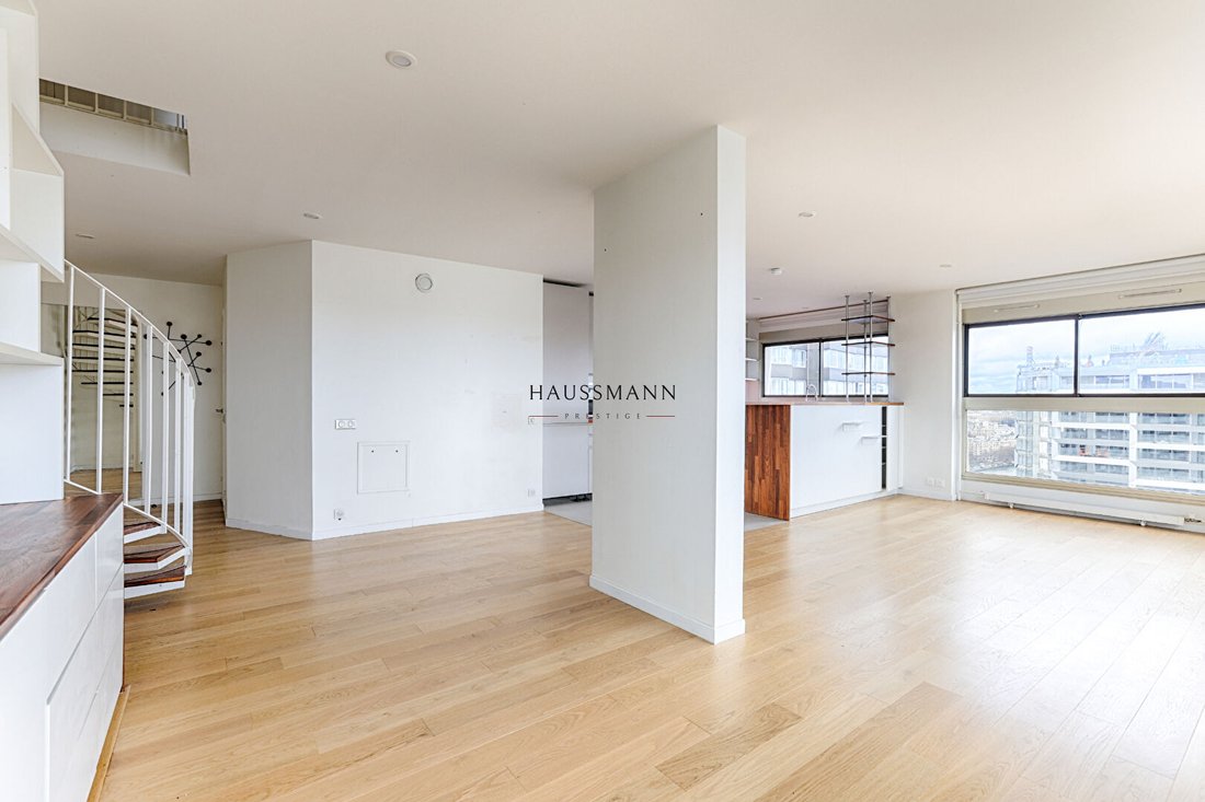 Apartment in Emeriau-Zola, Paris 15e Arrondissement, Paris 1 - 18331990