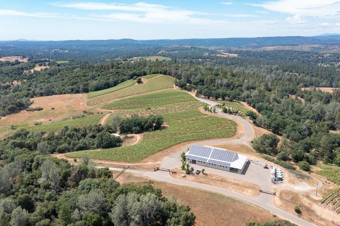 House in Somerset, California, United States 1 - 18331577