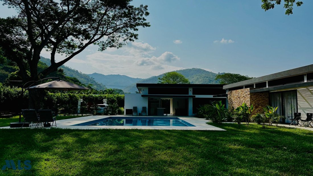 Finca in Sopetrán, Antioquia, Colombia 1 - 18327455