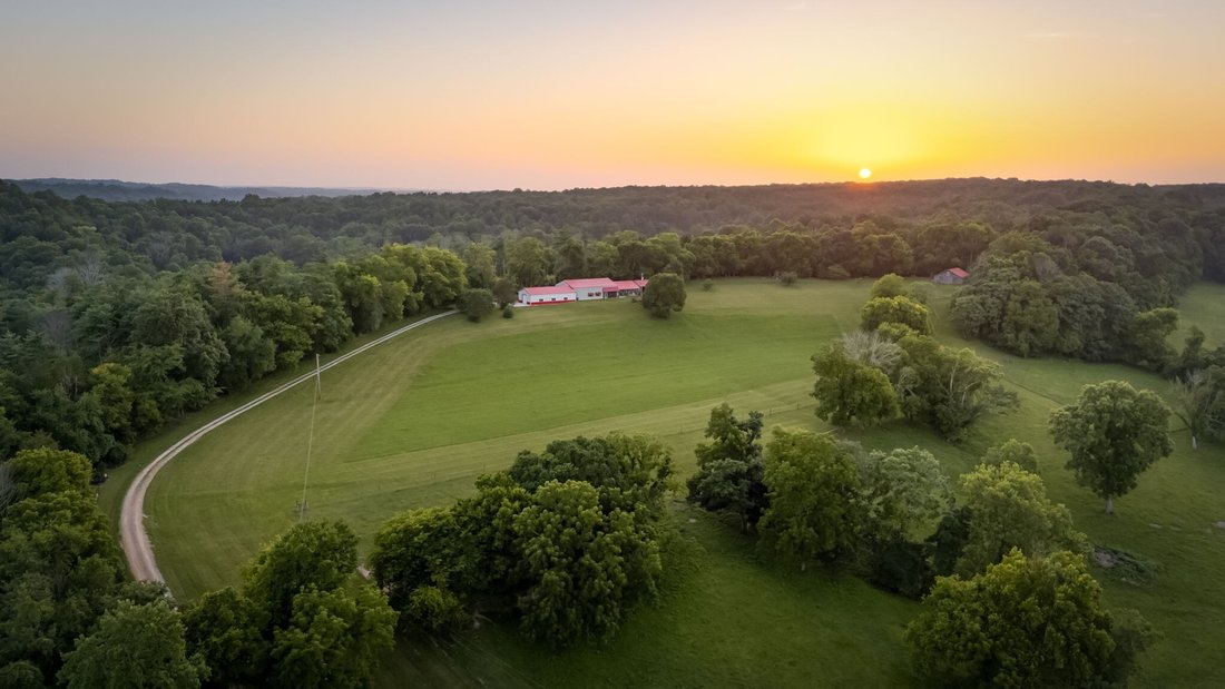 House in Williamsport, Tennessee, United States 2 - 17639221