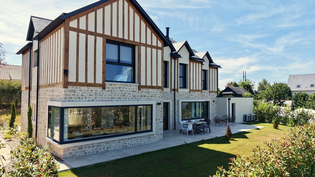 House in Trouville-sur-Mer, Normandy, France 2 - 12889694