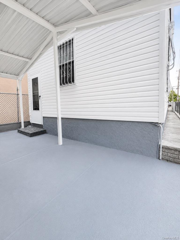 House in New York, New York, United States 4 - 18329314