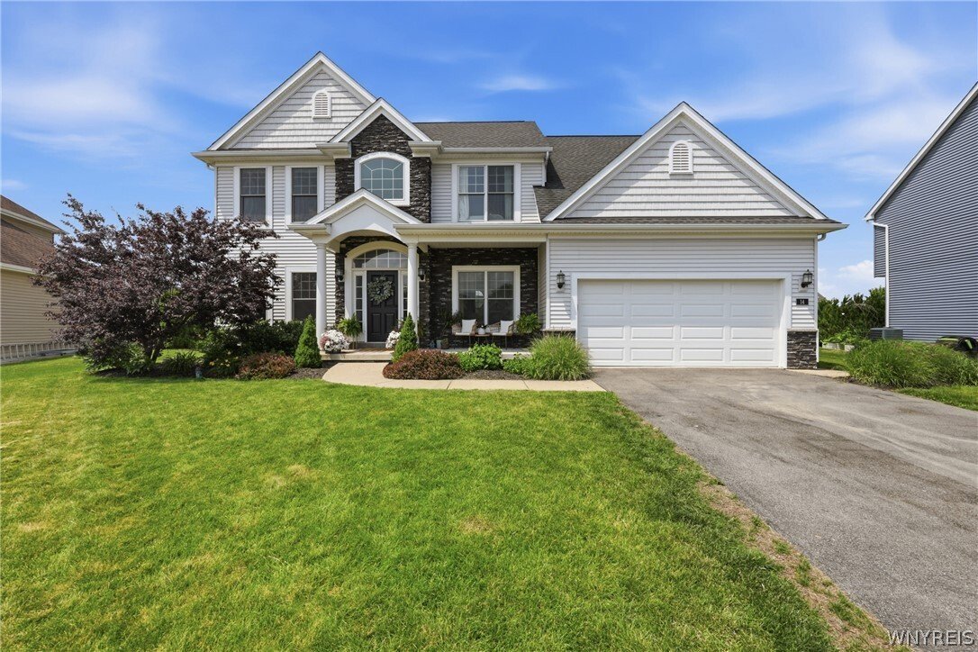 House in Lancaster, New York, United States 1 - 18327482