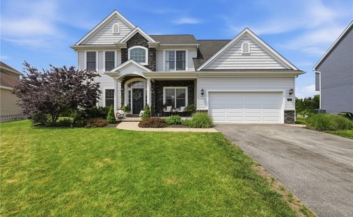 House in Lancaster, New York, United States 1