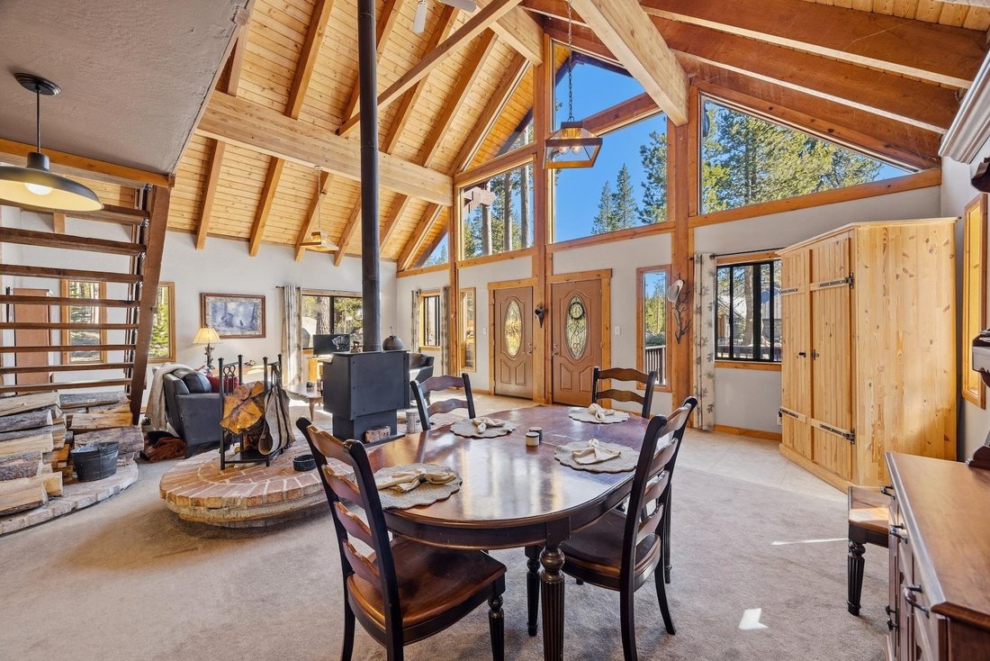 House in Soda Springs, California, United States 3 - 17560775