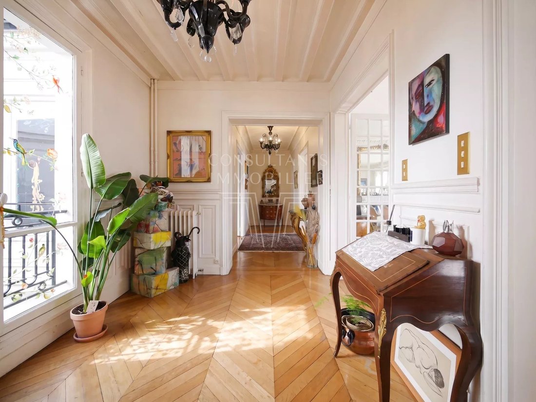Apartment in Muette Nord, Paris 16e Arrondissement, Paris 2 - 18331931
