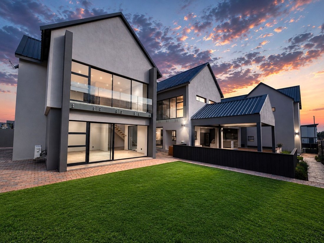 Country House in Sunderland Ridge AH, Gauteng, South Africa 3 - 18328553