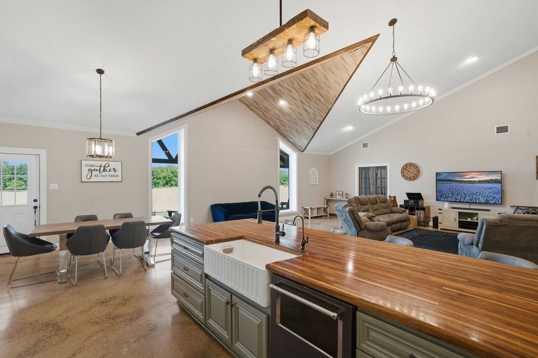 House in Leonard, Texas, United States 5 - 18012282