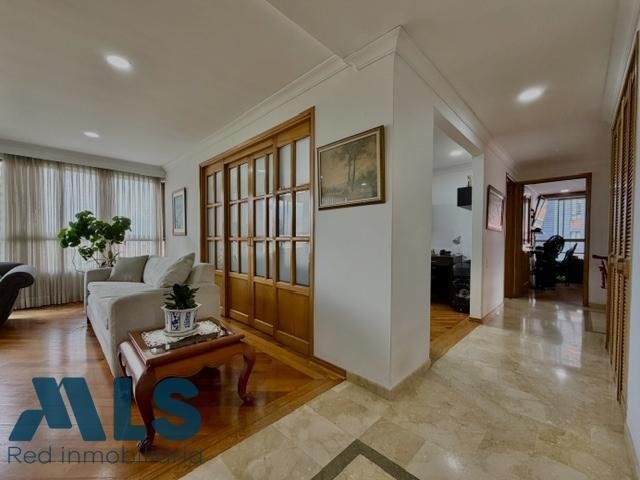 Apartment in Medellín, Antioquia, Colombia 4 - 18327365