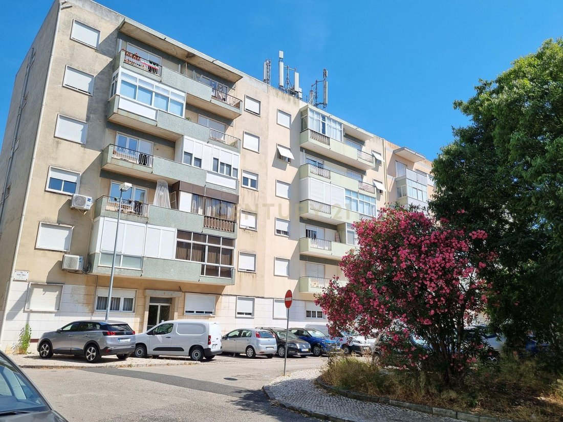 Apartment in Benfica, Lisbon, Portugal 3 - 18316686