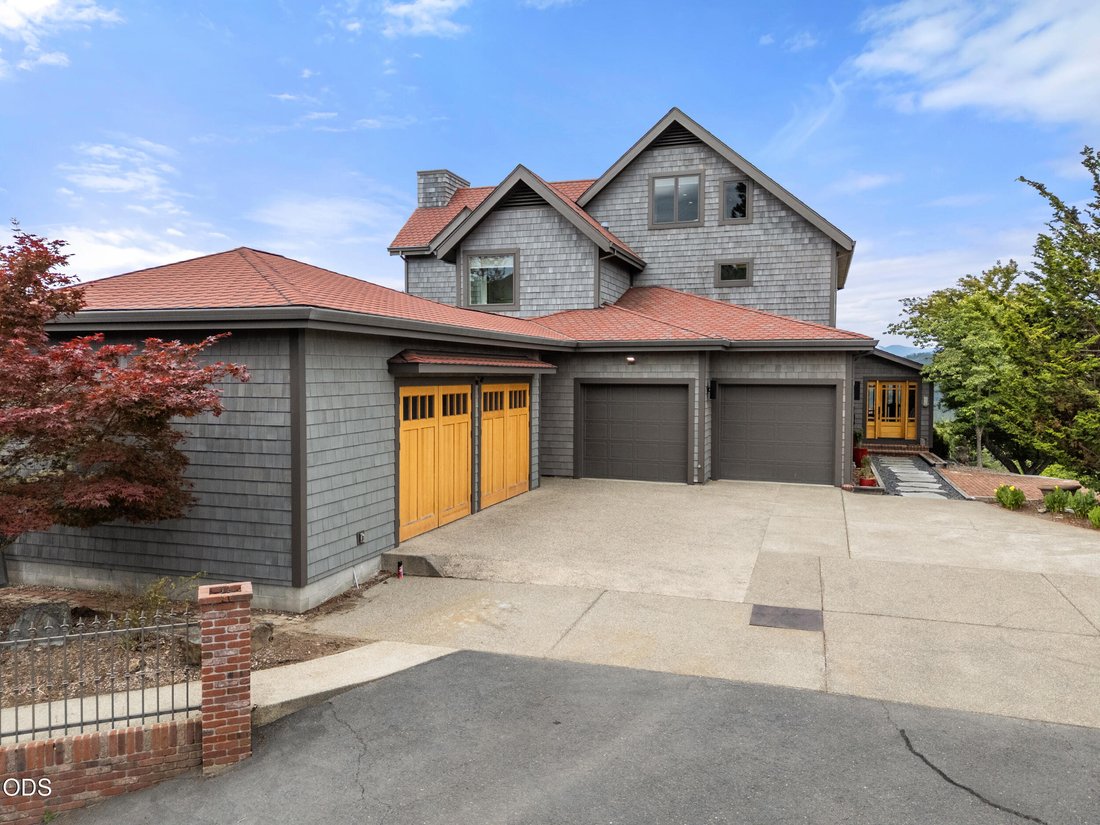 House in Grants Pass, Oregon, United States 3 - 18332430