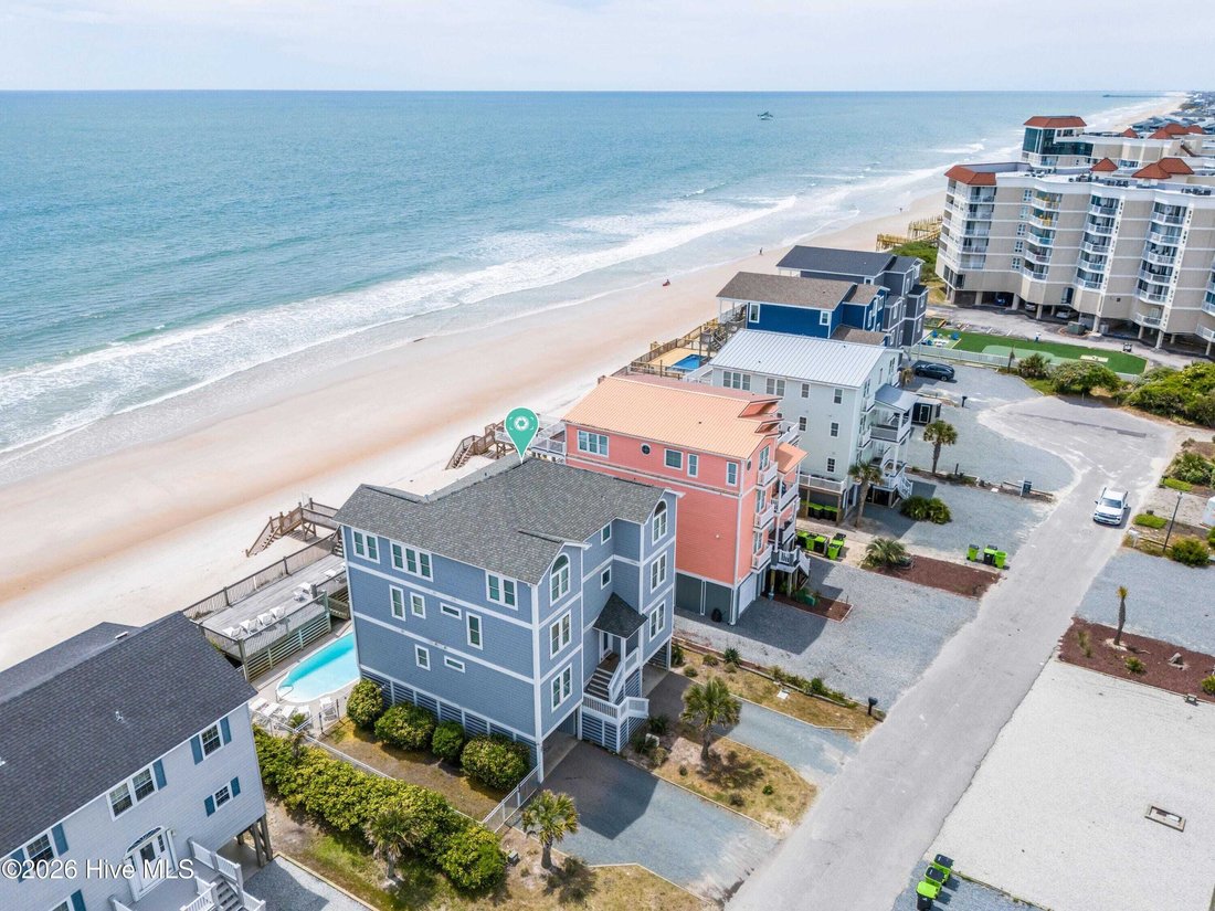 House in North Topsail Beach, North Carolina, United States 1 - 17831422