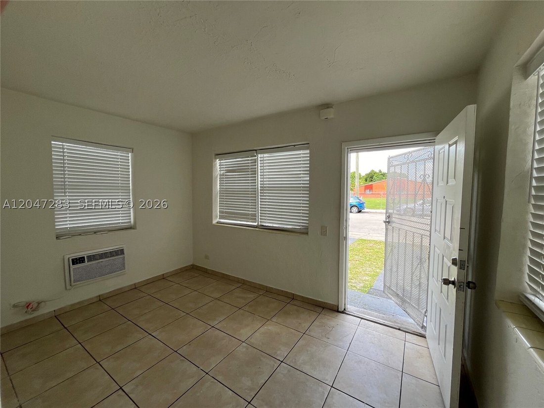 House in Miami, Florida, United States 3 - 18330665
