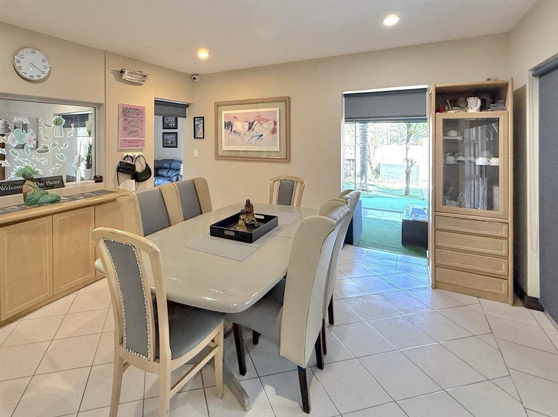 House in Dainfern, Gauteng, South Africa 3 - 18331548