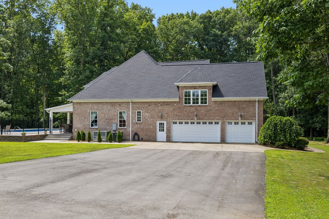 House in Springfield, Tennessee, United States 3 - 18306731