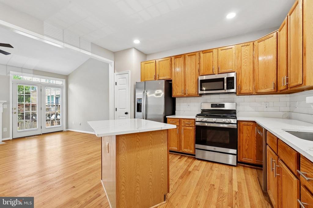 Townhouse in Herndon, Virginia, United States 5 - 18328893