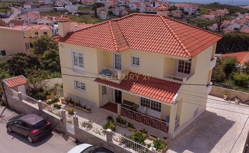 Villa in Carvoeira, Lisbon, Portugal 1