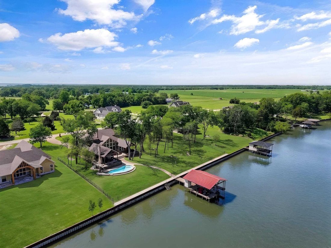 House in Corsicana, Texas, United States 2 - 17525267