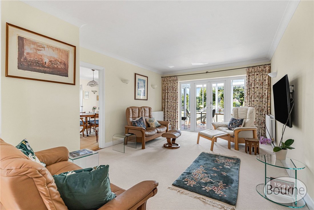 Bungalow in Normandy, England 2 - 18326837