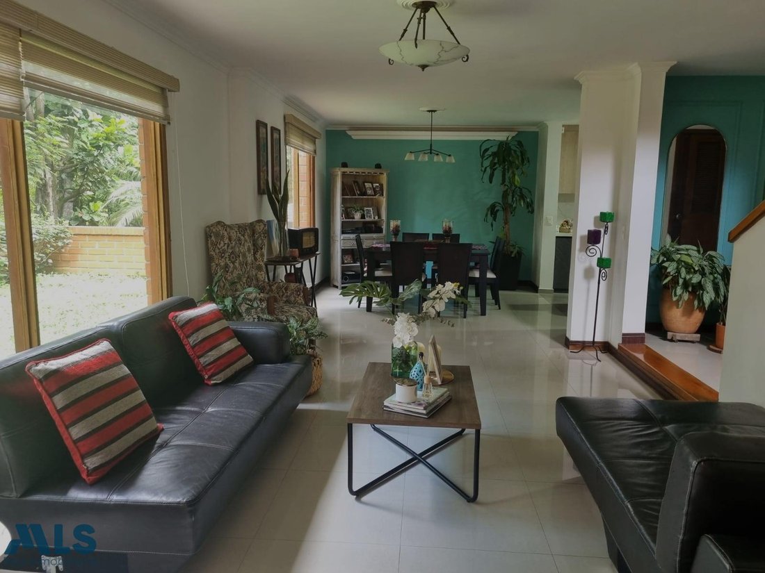 House in Medellín, Antioquia, Colombia 2 - 18327354