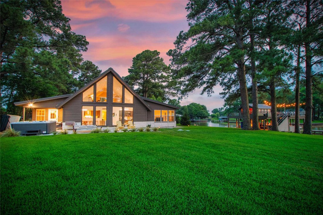 House in Trinidad, Texas, United States 1 - 18107873