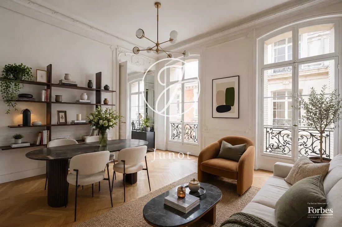 Apartment in Saint Philippe du Roule, Paris 8e Arrondissement, Paris 1 - 17558338