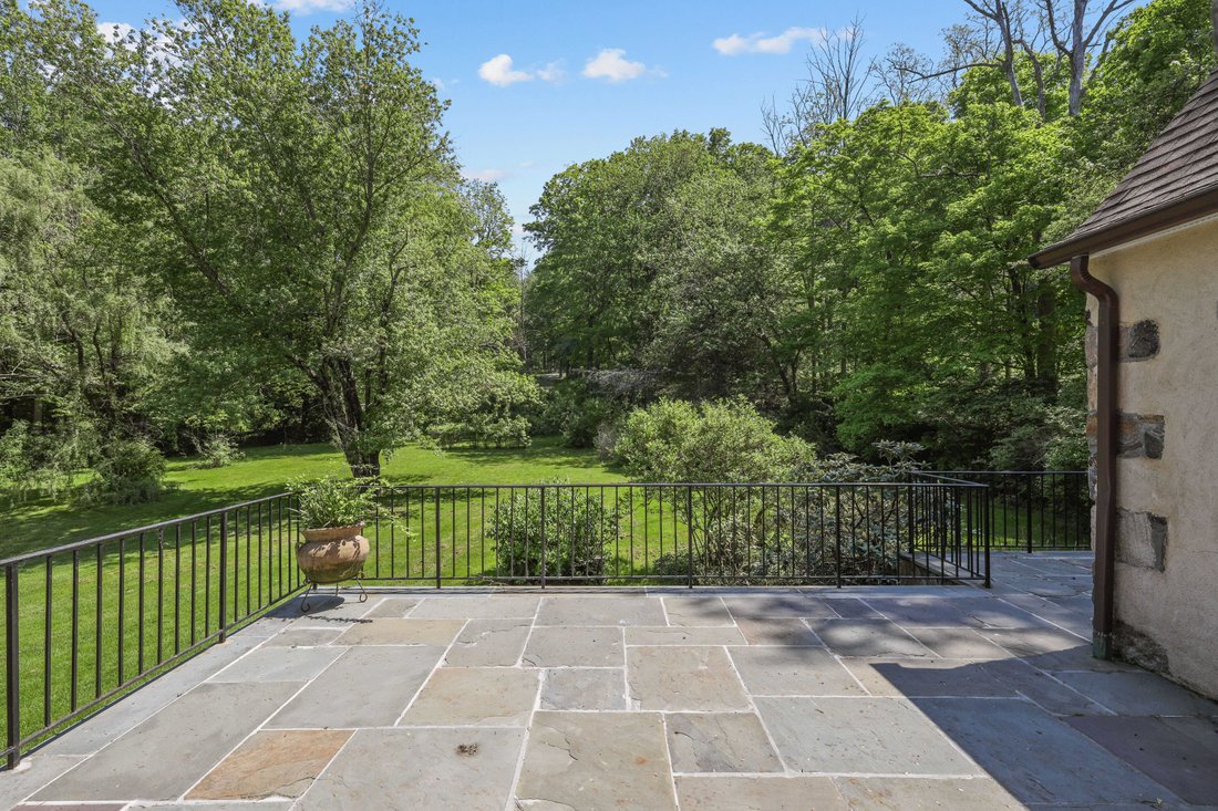 House in Bedford, New York, United States 4 - 17981042