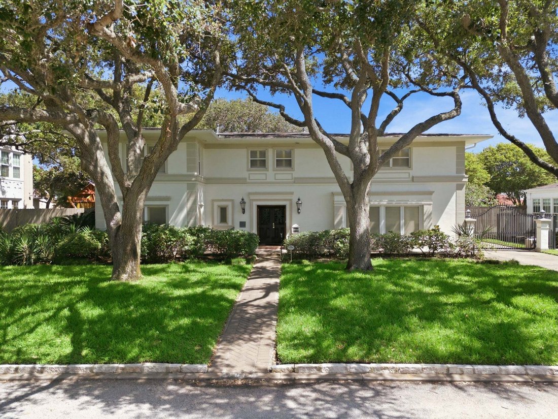 House in Galveston, Texas, United States 1 - 18328885