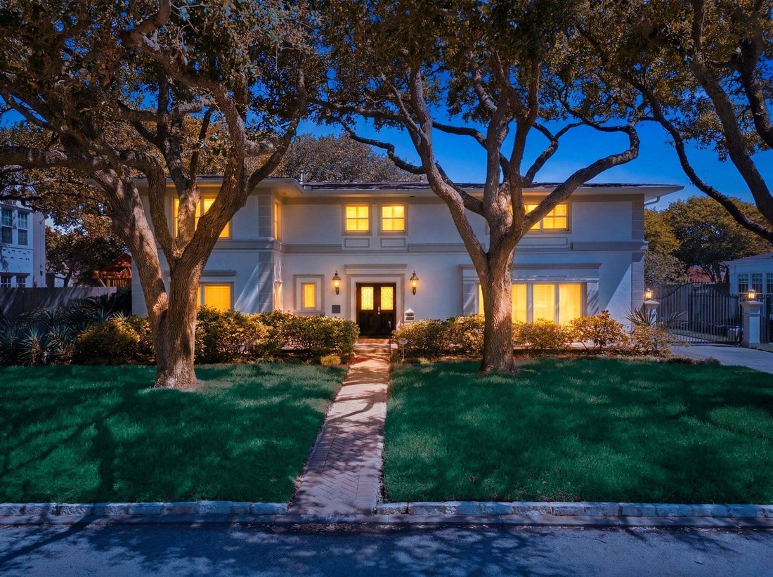 House in Galveston, Texas, United States 2 - 18328885