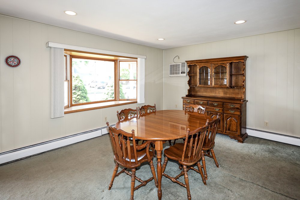 House in Levittown, New York, United States 4 - 18328115