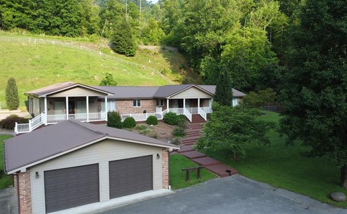 House in Raccoon, Kentucky, United States 1
