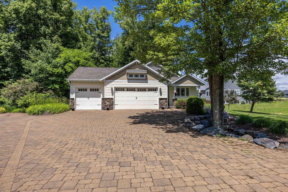 Condo in Wausau, Wisconsin, United States 4 - 18329916