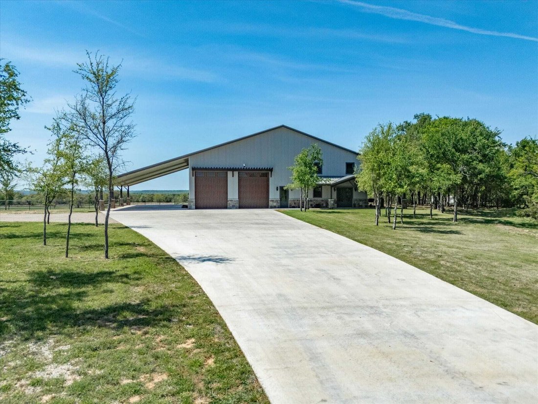 House in Millsap, Texas, United States 2 - 17587260