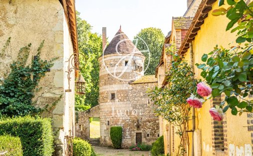 Schloss in Gerard Yvon, Vendôme, Frankreich 1