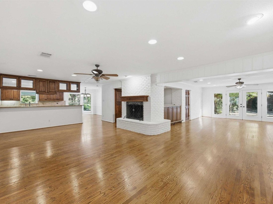 House in Fort Worth, Texas, United States 5 - 18246725