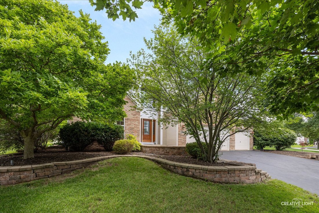 House in Bolingbrook, Illinois, United States 2 - 18330099