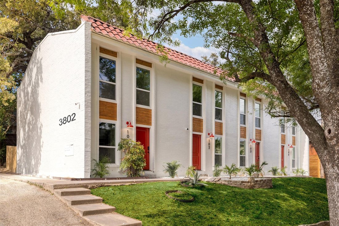 Austin, Texas, United States 1 - 18330845