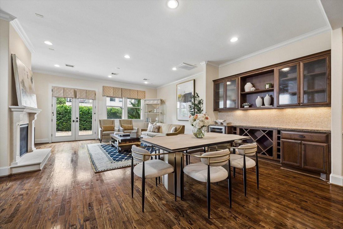 House in Houston, Texas, United States 5 - 18327612